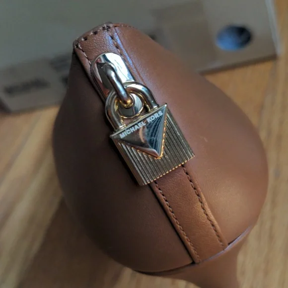 NIB Michael Kors Antoinette Leather Pump - Main Image